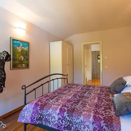 Villa Beautiful Splendida With Pool In Porec *