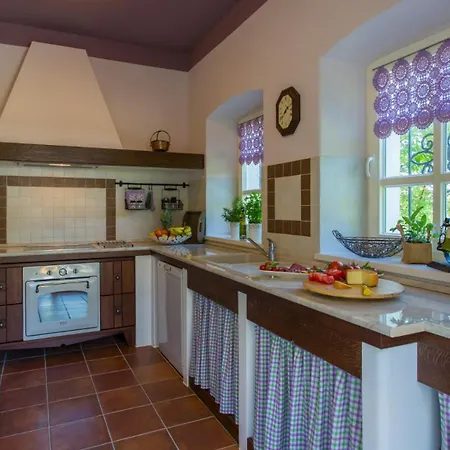 Villa Beautiful Splendida With Pool In Porec *
