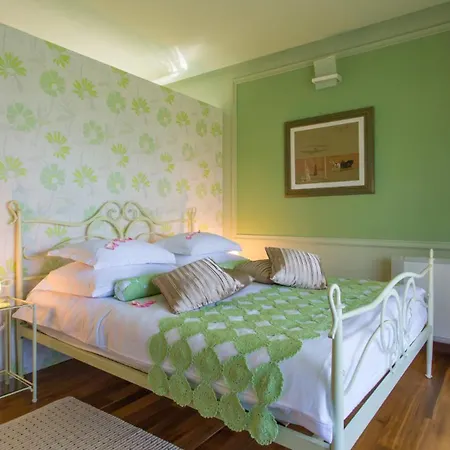 Villa Beautiful Splendida With Pool In Porec Montizana