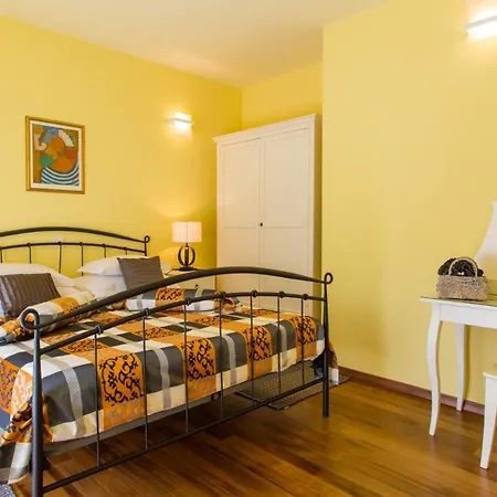 Villa Beautiful Splendida With Pool In Porec Montizana