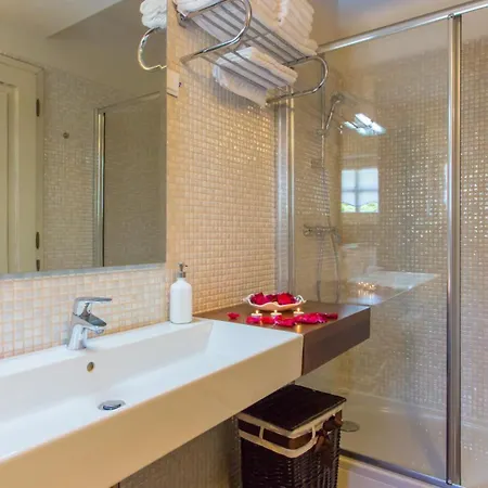 Beautiful Splendida With Pool In Porec Villa